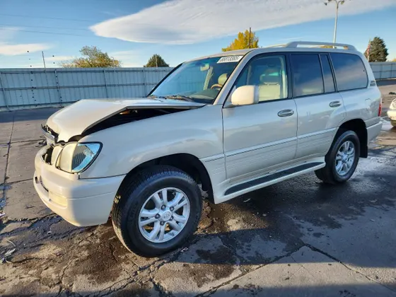 2004 Lexus LX 470