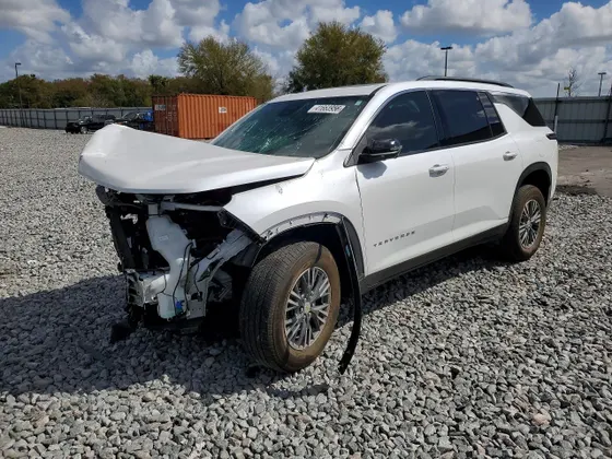 2024 Chevrolet Traverse FWD LT