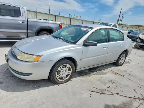 2004 Saturn ION ION 2