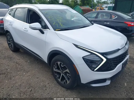 2024 Kia Sportage EX