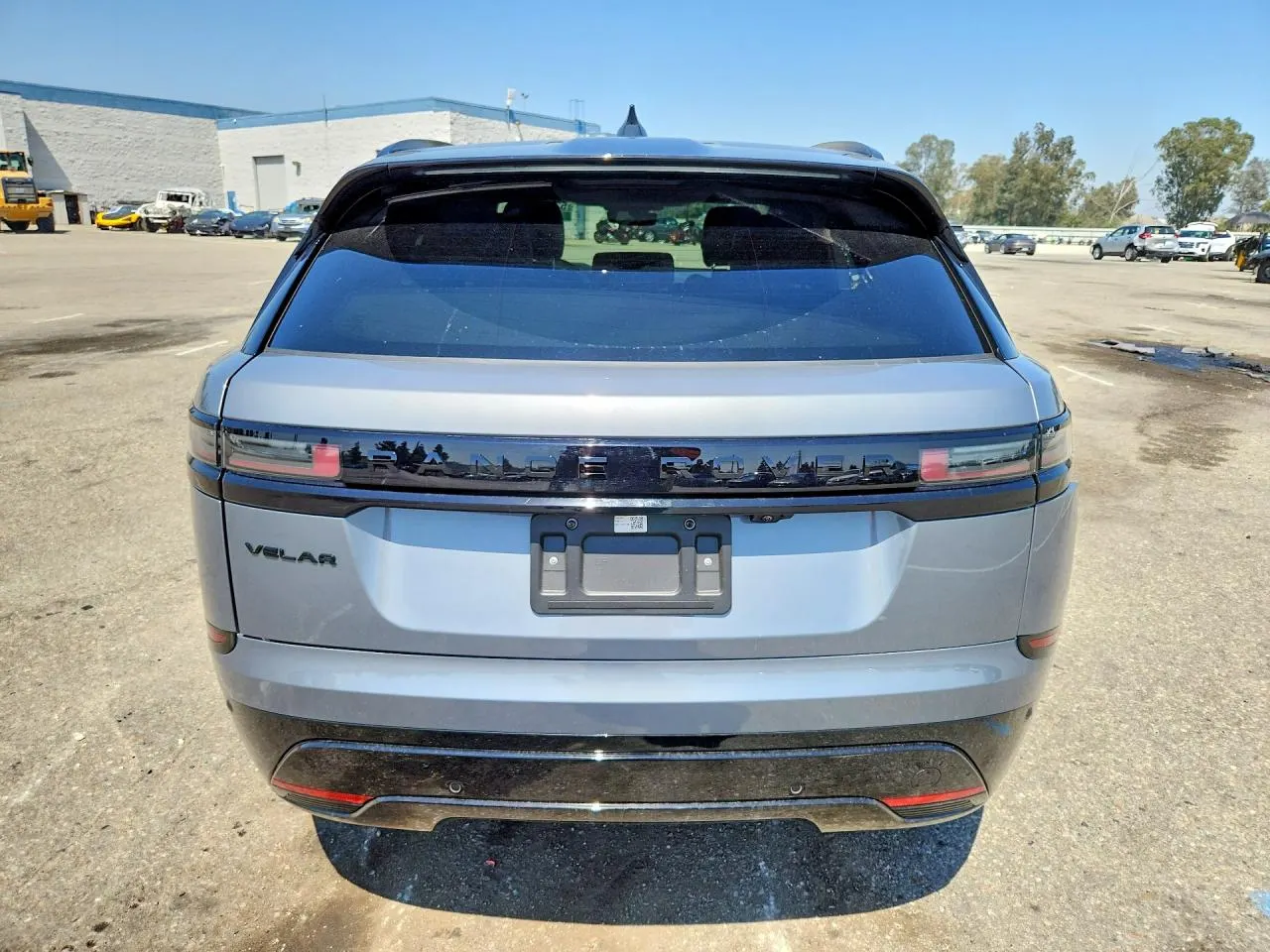 2026 Land Rover Range Rover Velar Dynamic SE