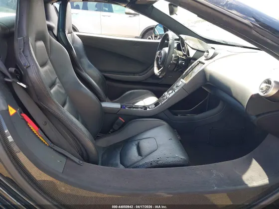 2014 McLaren MP4-12C