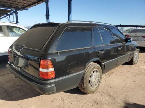 1992 Mercedes-Benz 300 Series 300TE