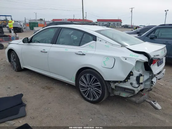 2023 Nissan Altima 2.5 SL