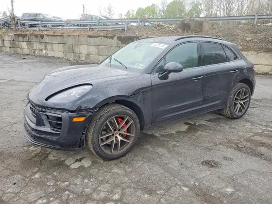 2026 Porsche Macan GTS