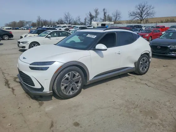 2024 Genesis GV60 Standard