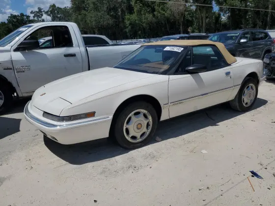 1991 Buick Reatta