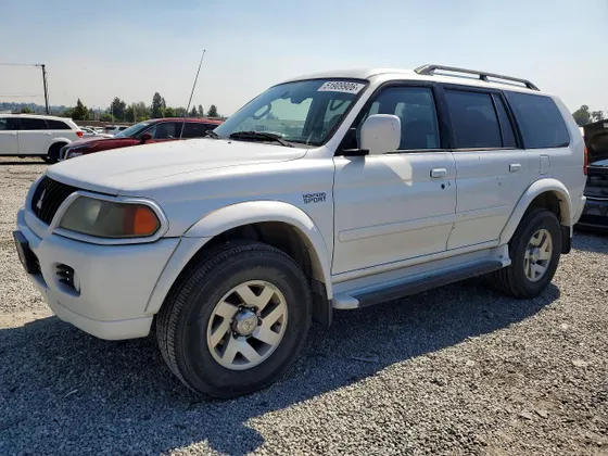 2003 Mitsubishi Montero Sport LTD