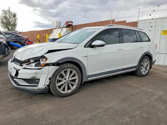 2017 Volkswagen Golf Alltrack S