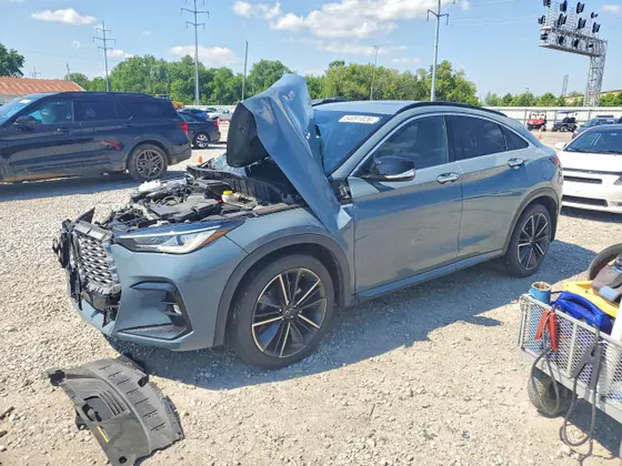 2023 INFINITI QX55 LUXE