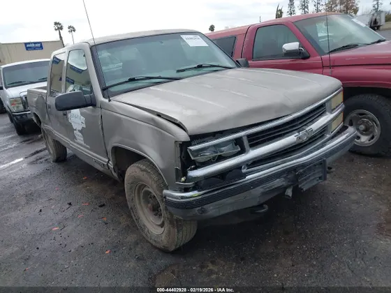 2000 Chevrolet C/K 2500 Crew Cab