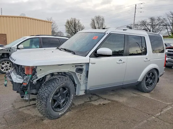 2016 Land Rover LR4 HSE LUX