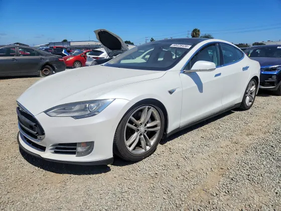 2013 Tesla Model S