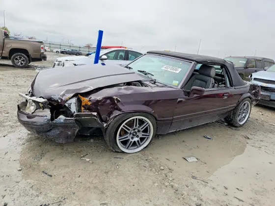 1989 Ford Mustang
