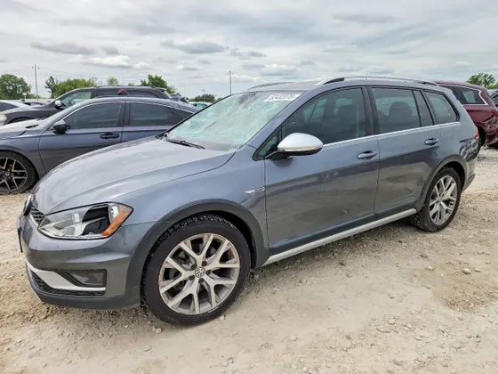 2017 Volkswagen Golf Alltrack S