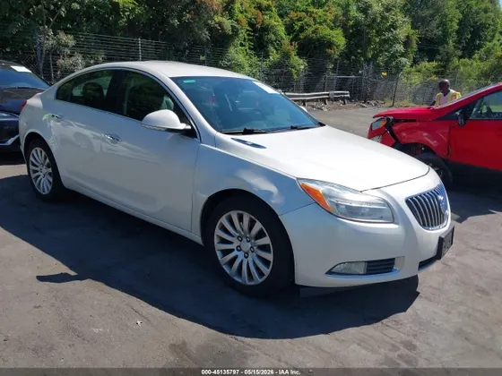 2012 Buick Regal Turbo Premium 1