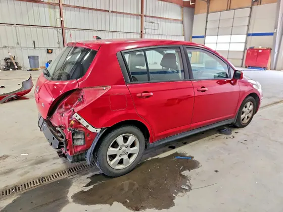 2008 Nissan Versa 1.8 SL