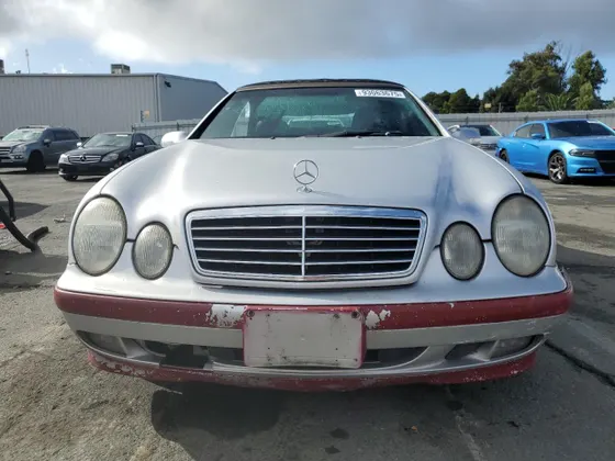 2003 Mercedes-Benz CLK-Class 3.2L
