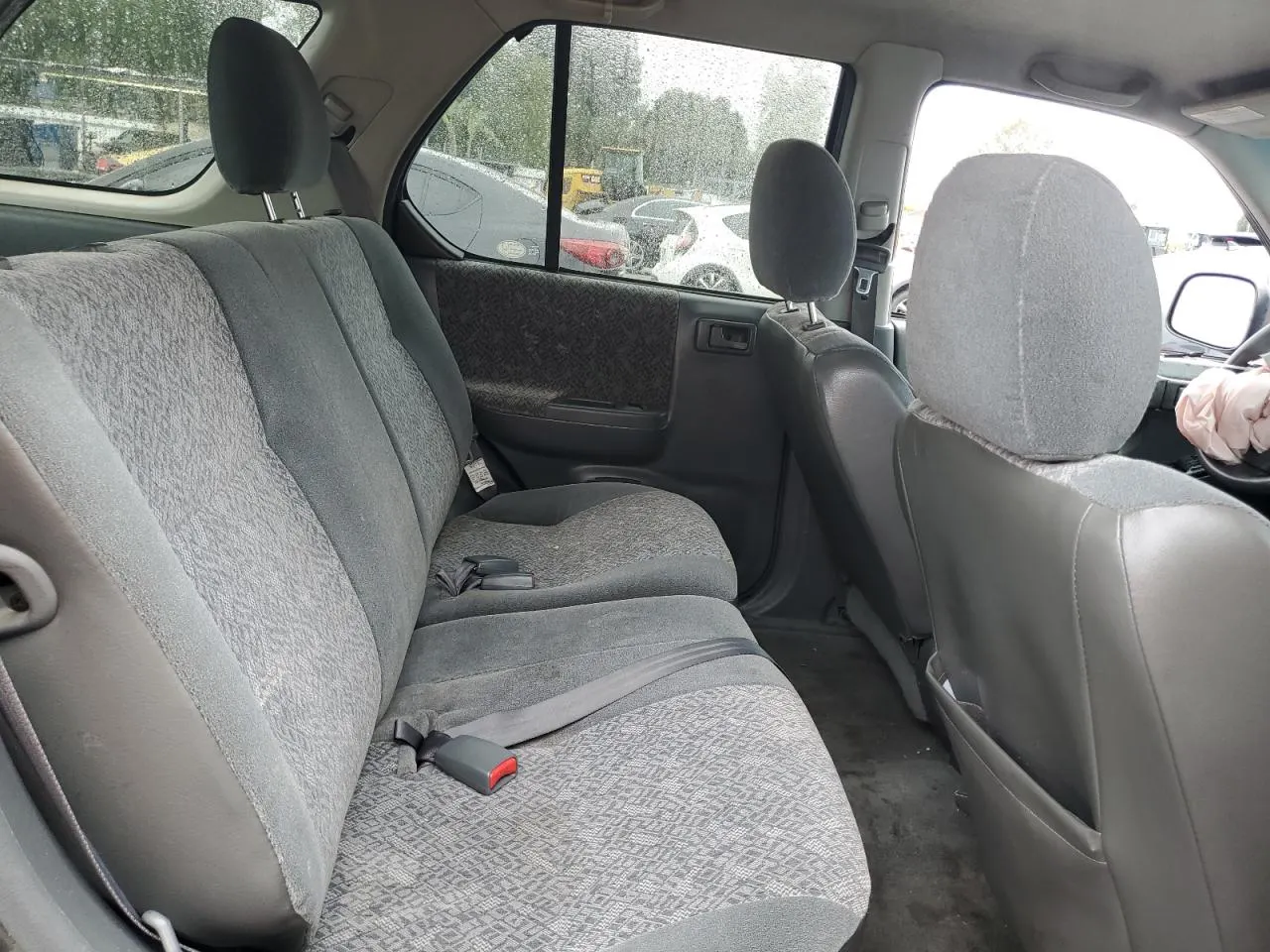 2002 Isuzu Rodeo S