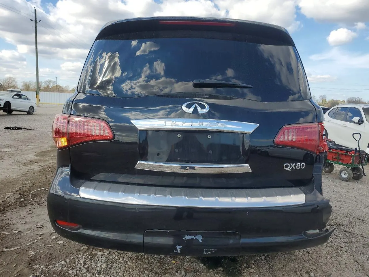 2017 INFINITI QX80