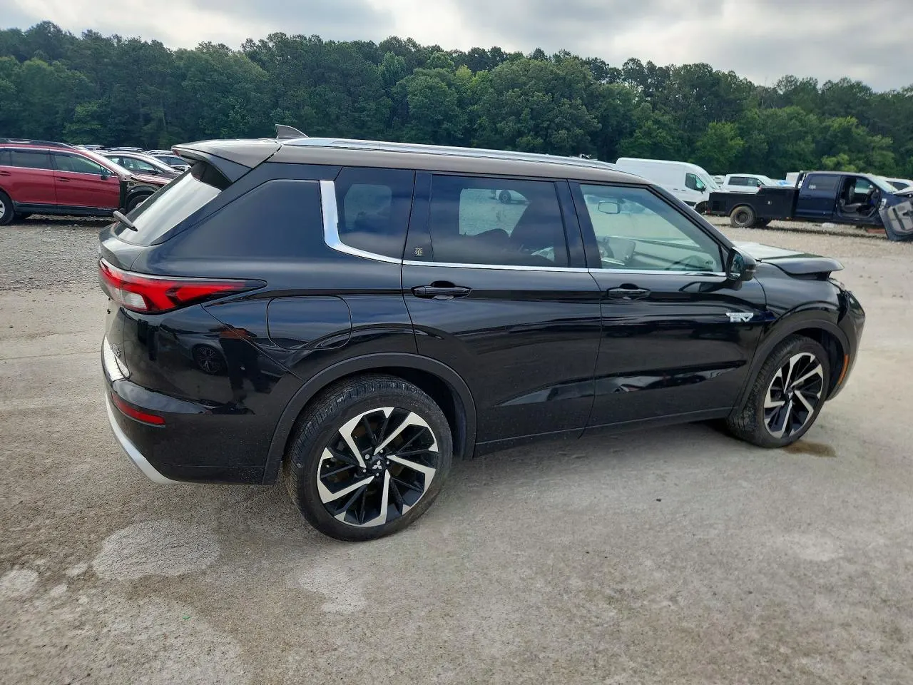 2023 Mitsubishi Outlander PHEV SEL