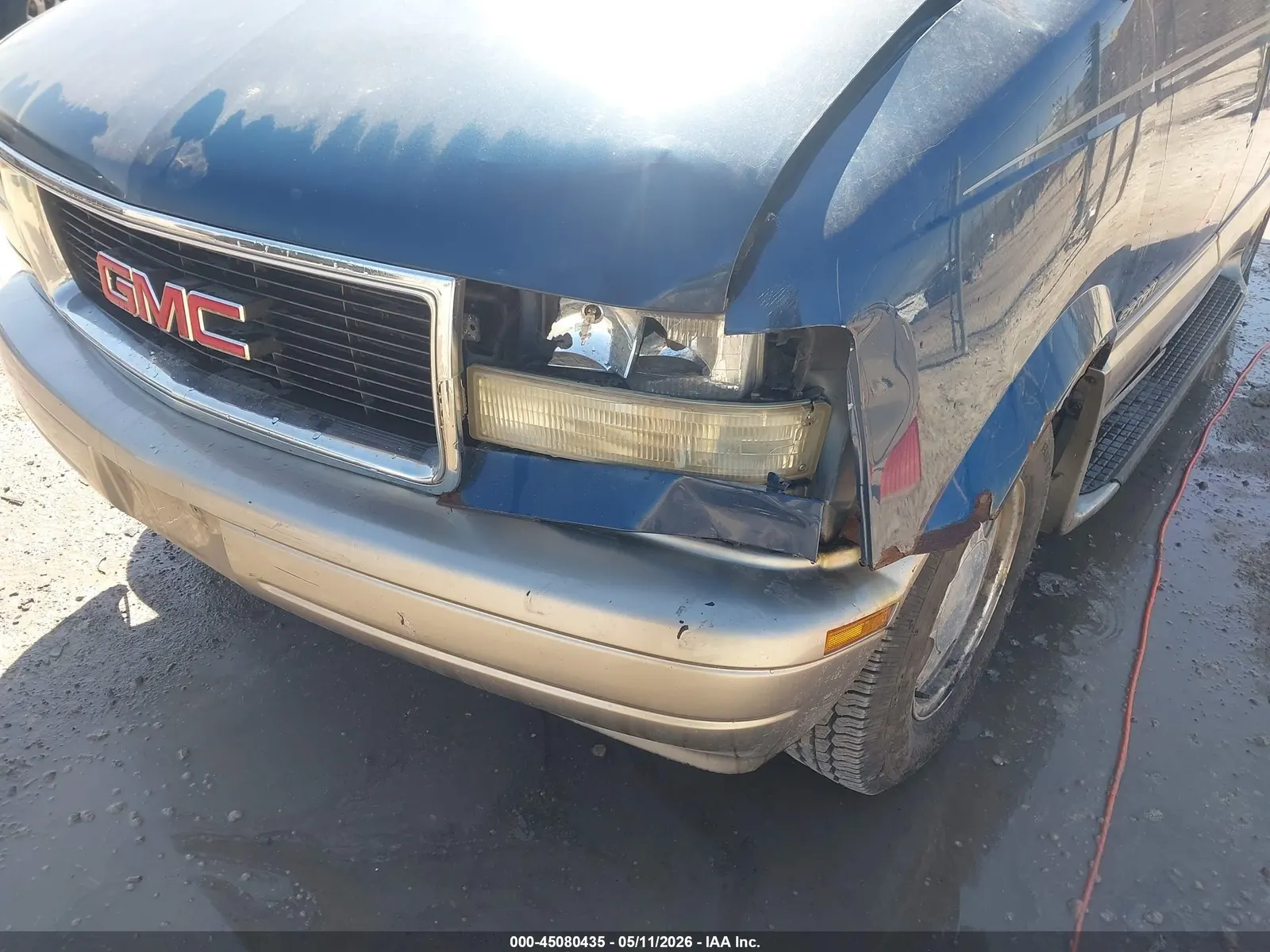 2002 GMC Safari Passenger SLE