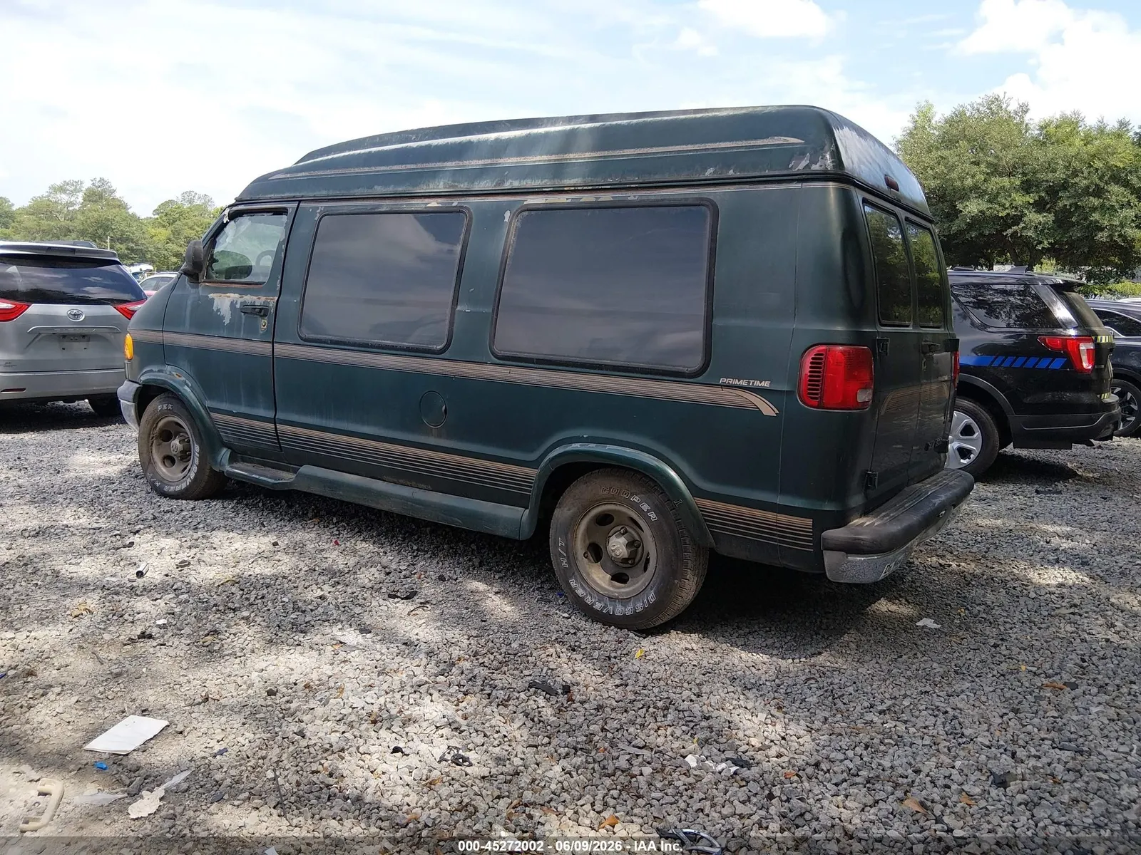1999 Dodge Ram Van