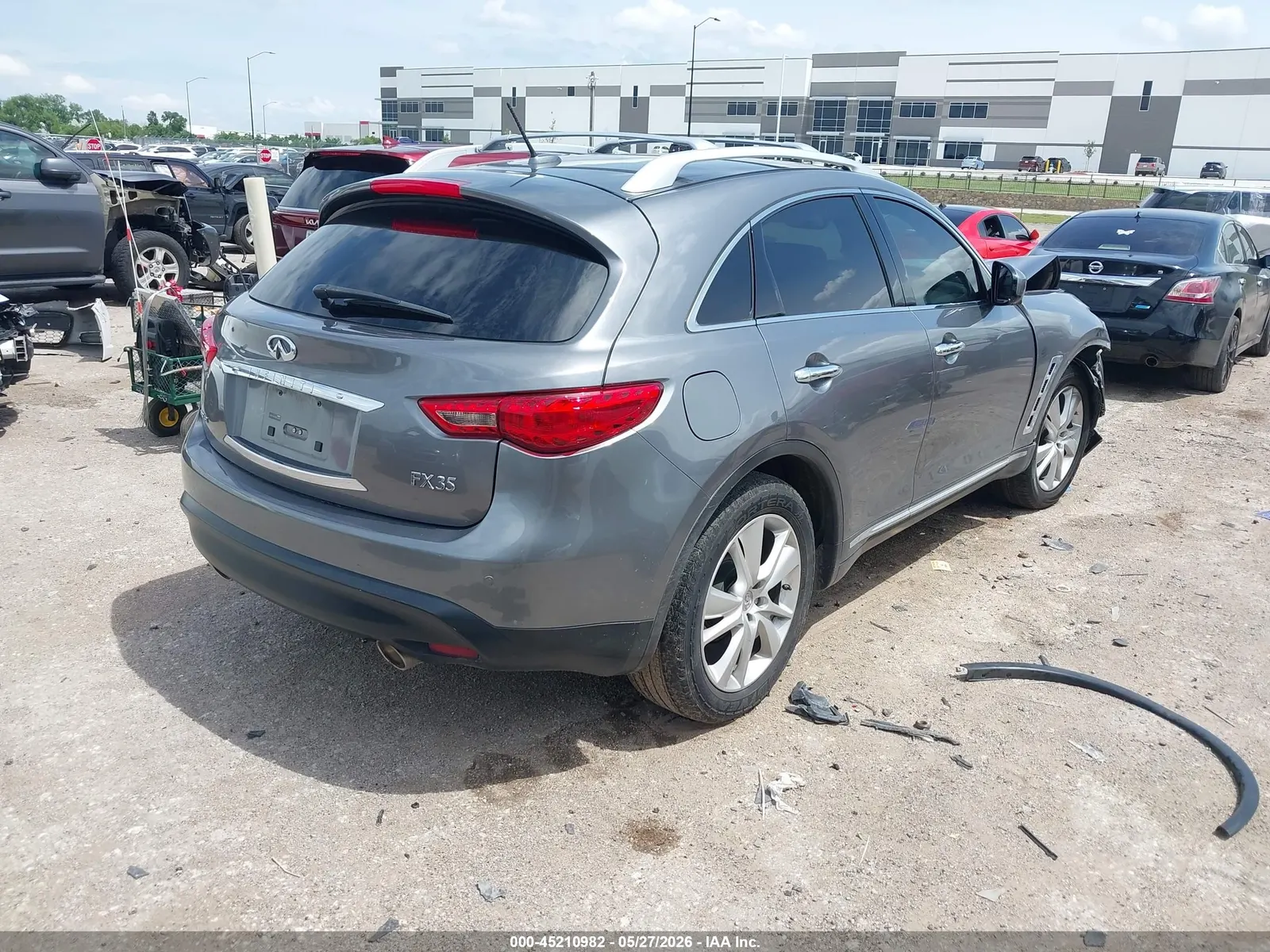 2012 INFINITI FX35