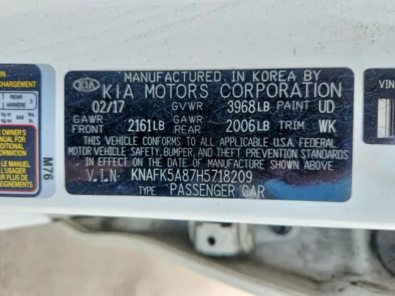 2017 Kia Forte5 LX