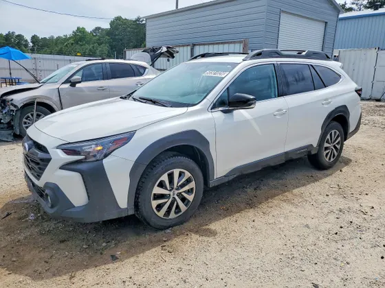2024 Subaru Outback Premium