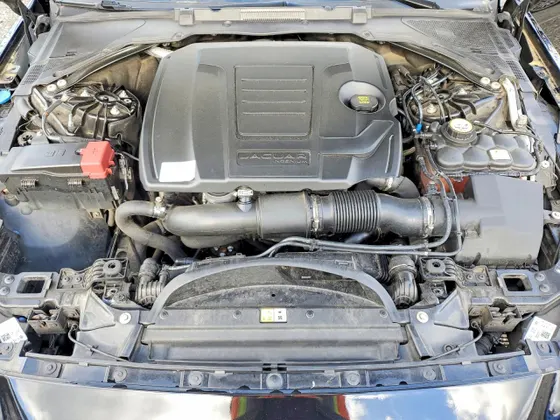 2019 Jaguar XE 25t
