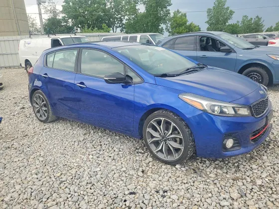 2017 Kia Forte5 SX