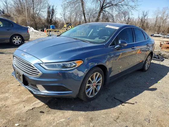 2018 Ford Fusion Energi SE