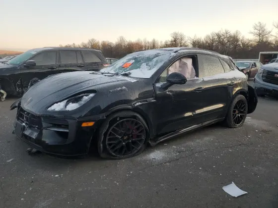 2021 Porsche Macan GTS