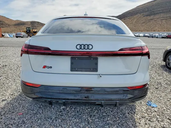 2024 Audi Q8 e-tron Sportback S line Premium Plus