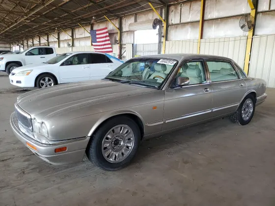 1996 Jaguar XJ Series Sedan Vanden Plas
