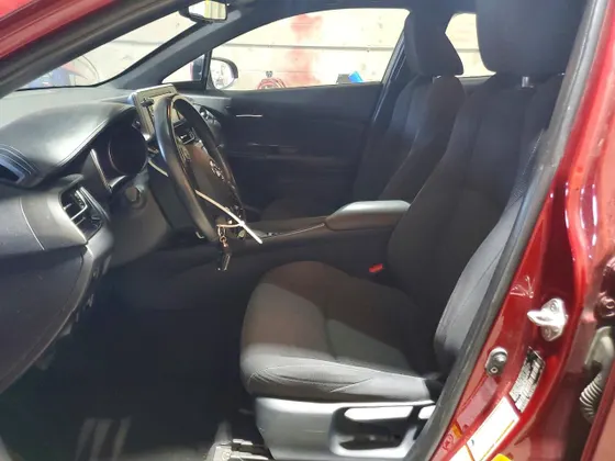 2018 Toyota C-HR XLE Premium