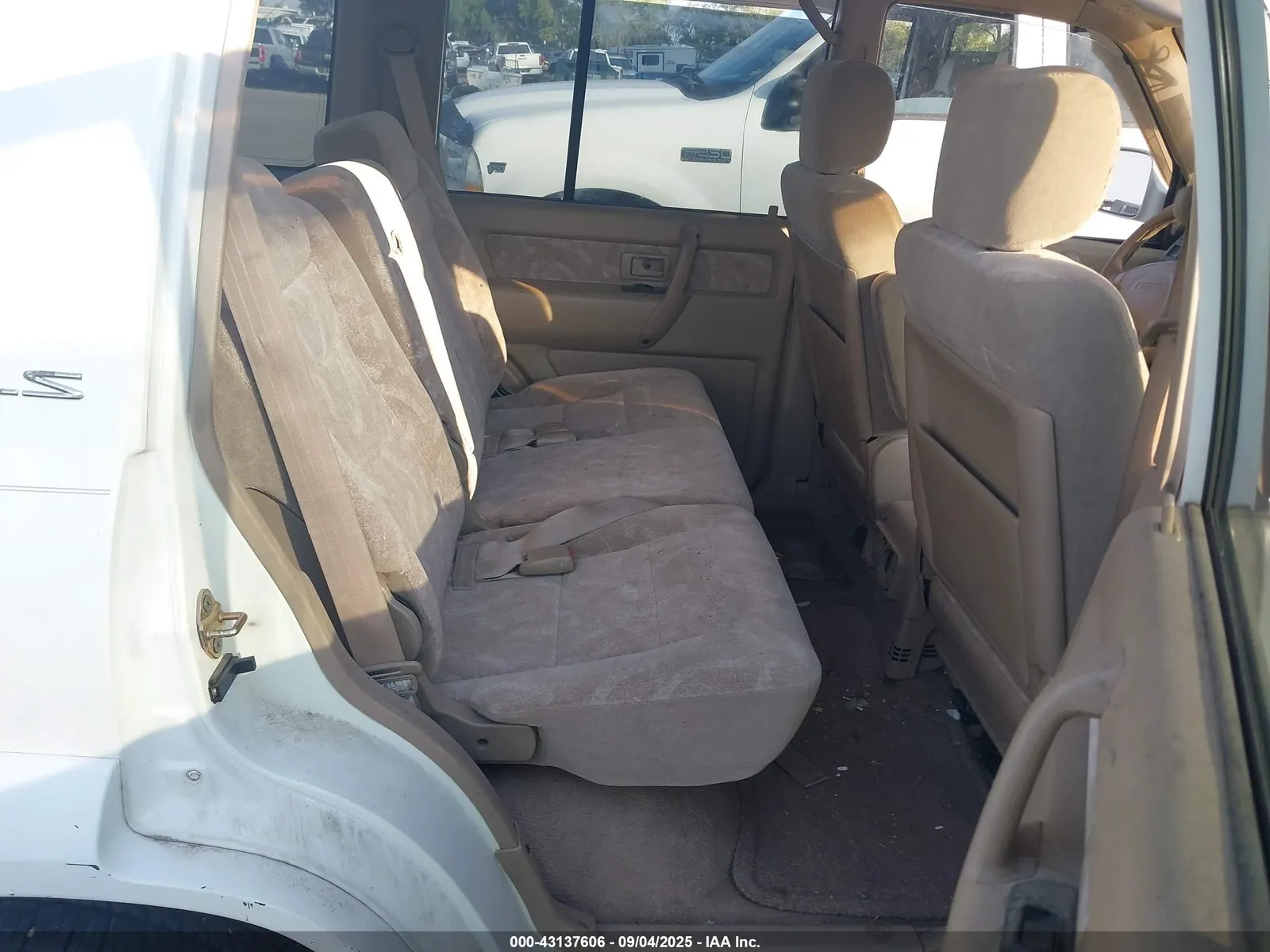 2000 Isuzu Trooper S