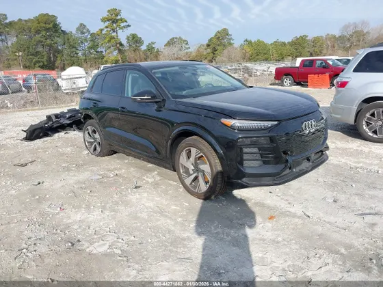 2025 Audi Q6 e-tron Premium Plus