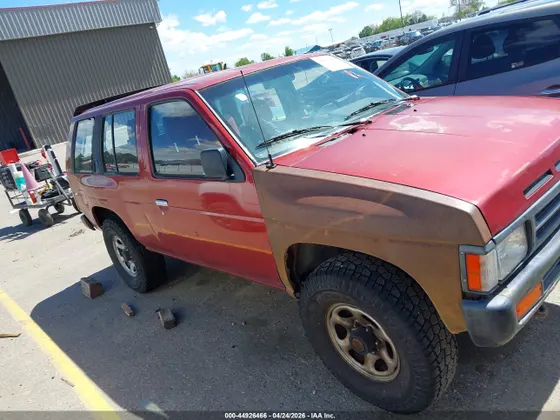 1993 Nissan Pathfinder SE