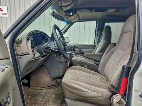 1999 GMC Safari Passenger SAFARI