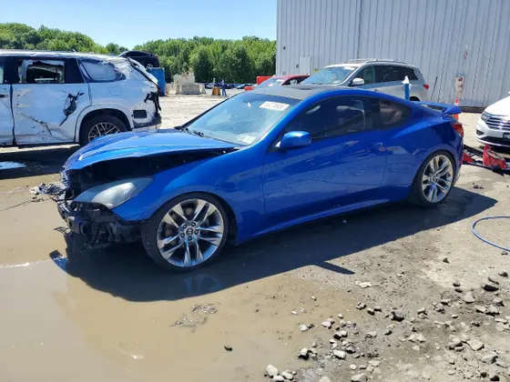 2010 Hyundai Genesis Coupe Premium