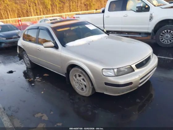 1996 Nissan Maxima GXE