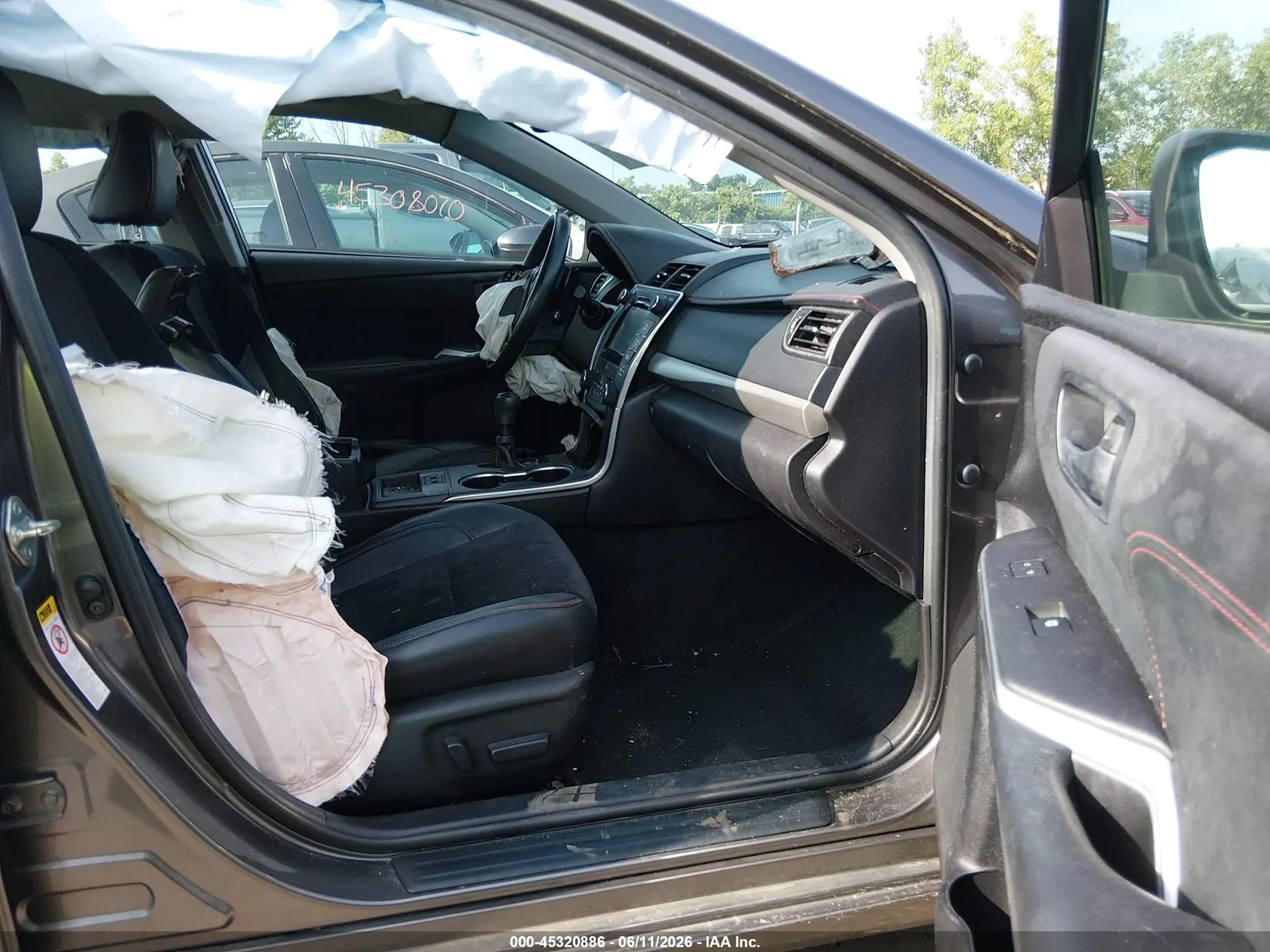 2015 Toyota Camry XLE