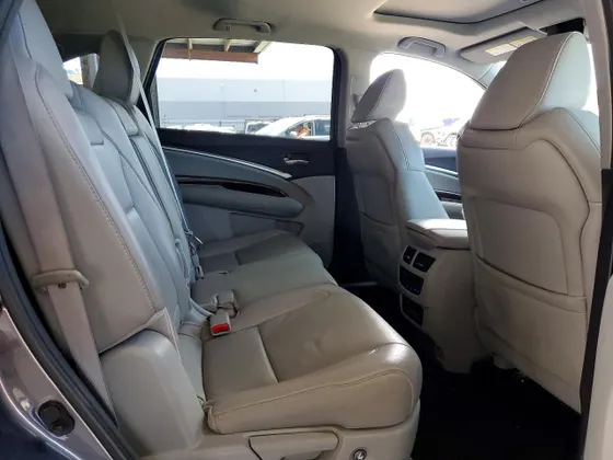 2018 Acura MDX w/Technology Pkg