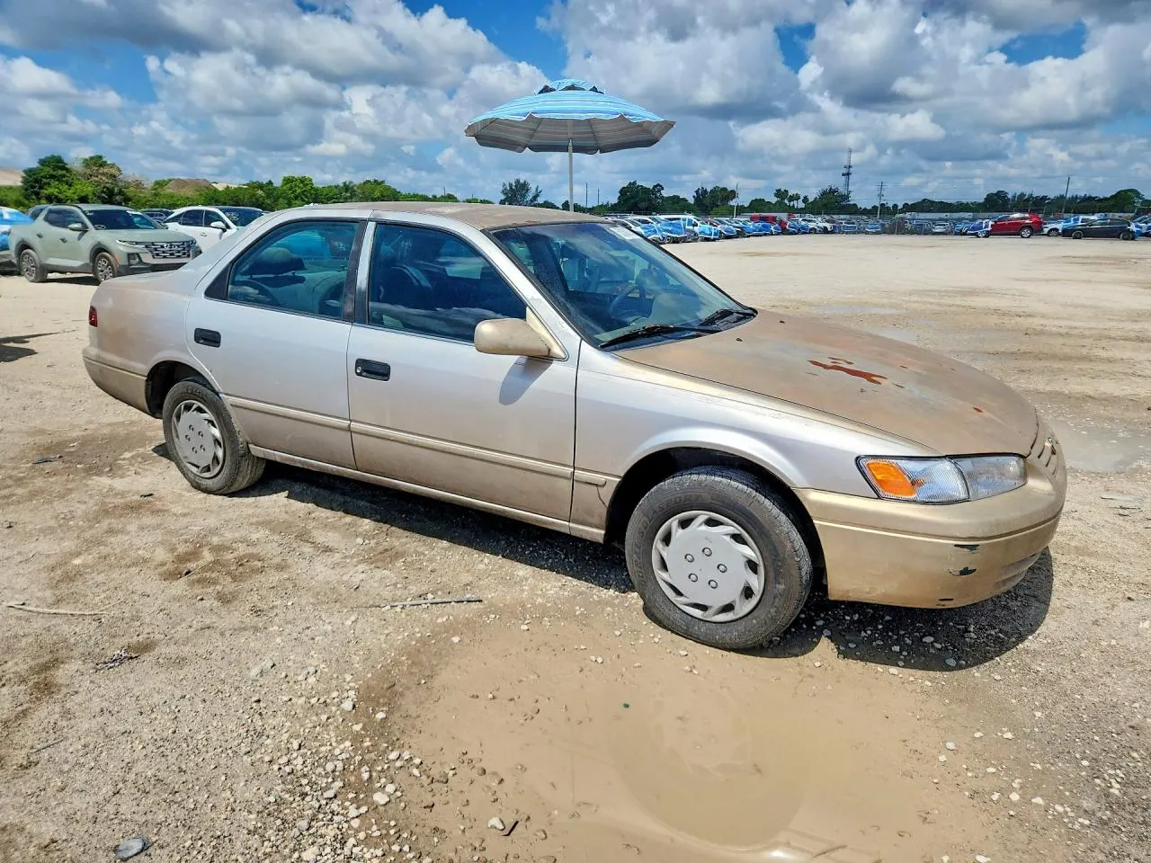 1997 Toyota Camry LE
