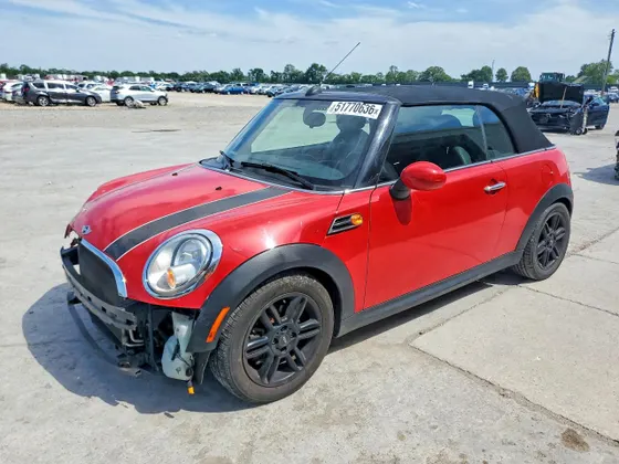 2013 MINI Cooper Convertible COOPER
