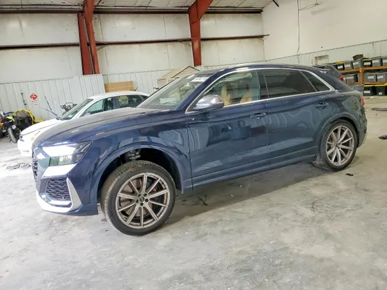 2024 Audi RS Q8