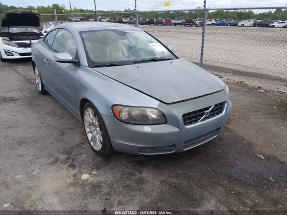 2007 Volvo C70 T5