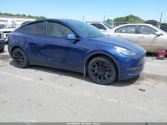 2022 Tesla Model Y Long Range